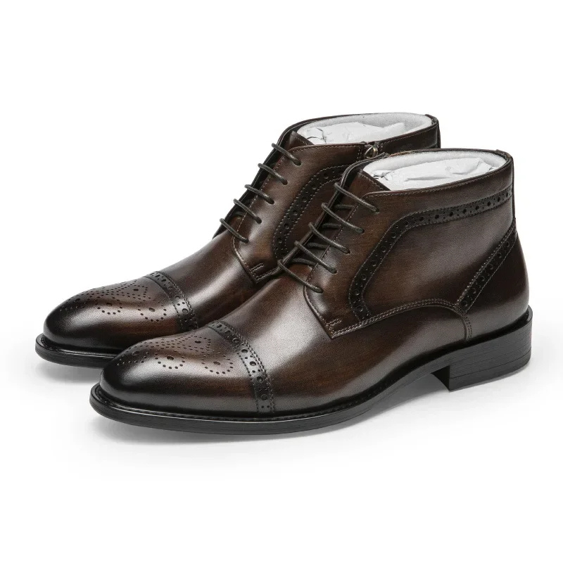 Męskie Eleganckie Skórzane Botki z Zapięciem na Zamek i Klasycznymi Detalami Brogue