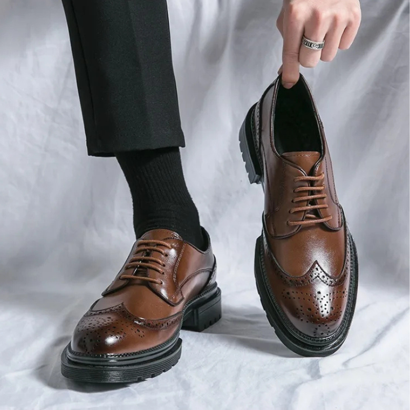 Męskie Eleganckie Skórzane Buty z Wingtip Brogue z Solidną Podeszwą