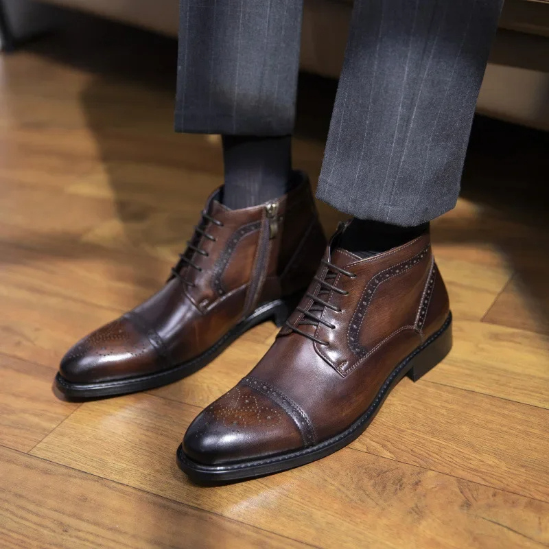 Męskie Eleganckie Skórzane Botki z Zapięciem na Zamek i Klasycznymi Detalami Brogue