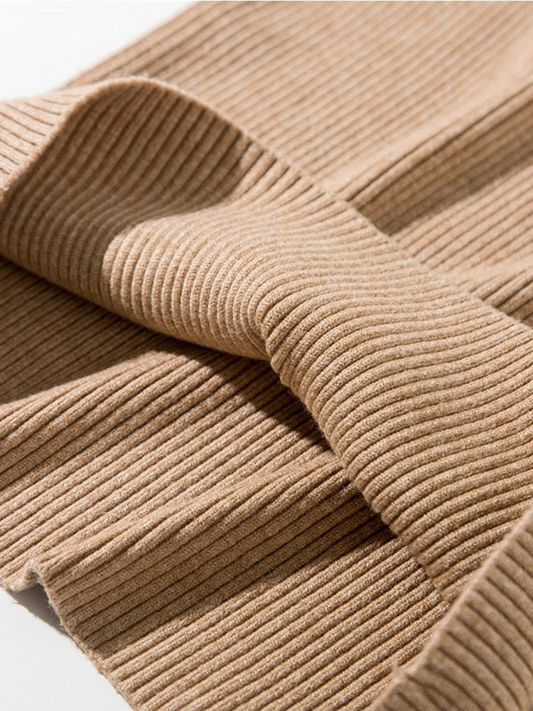 Sweter Damski Stylowy z Miękkiego Materiału z Unikalnym Wzorem