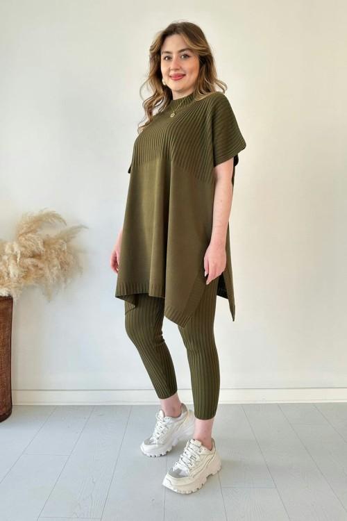 Komplet Damski Elegancki Dres z Wygodnym Fasonem i Miękkiej Dzianiny