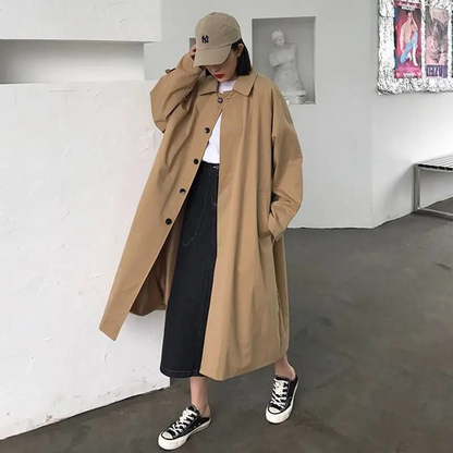 Damski Stylowy Wysokiej Jakości Trenchcoat z Oversized Pasformą z Klaszyczną Knapą