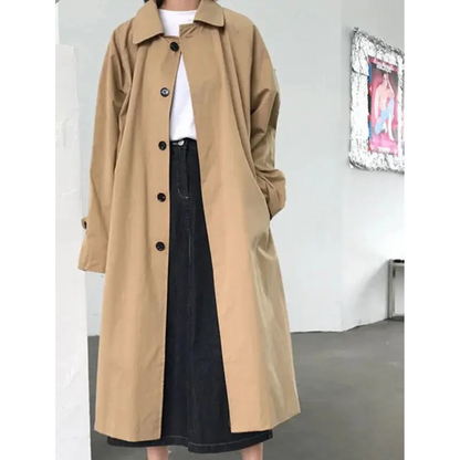Damski Stylowy Wysokiej Jakości Trenchcoat z Oversized Pasformą z Klaszyczną Knapą