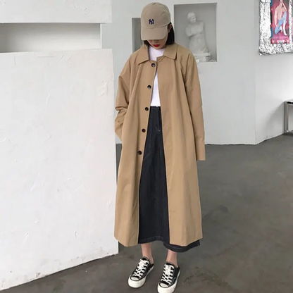 Damski Stylowy Wysokiej Jakości Trenchcoat z Oversized Pasformą z Klaszyczną Knapą