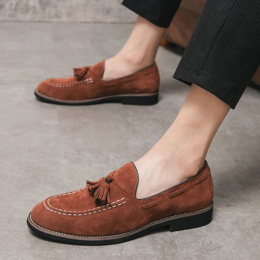 Męskie Eleganckie Zamszowe Loafersy z Klasycznym Detalem