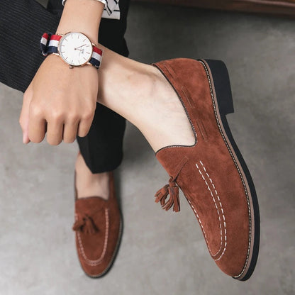 Męskie Eleganckie Zamszowe Loafersy z Klasycznym Detalem