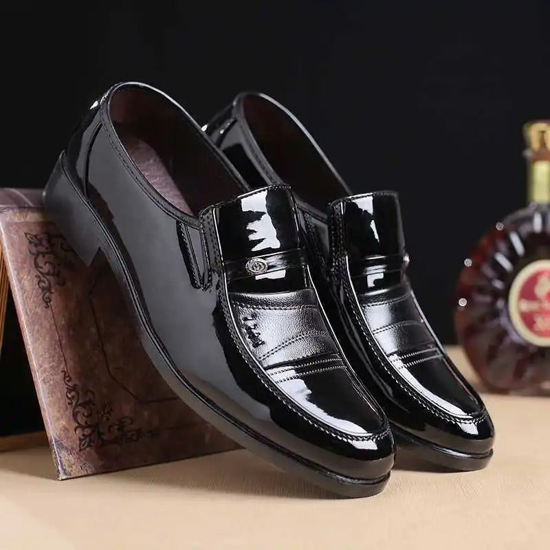 Męskie Eleganckie Skórzane Loafery z Błyszczącym Wykończeniem