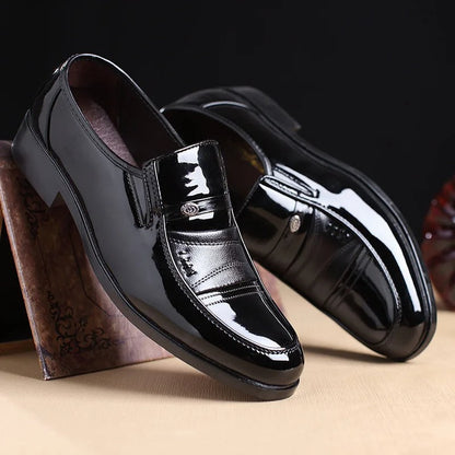 Męskie Eleganckie Skórzane Loafery z Błyszczącym Wykończeniem