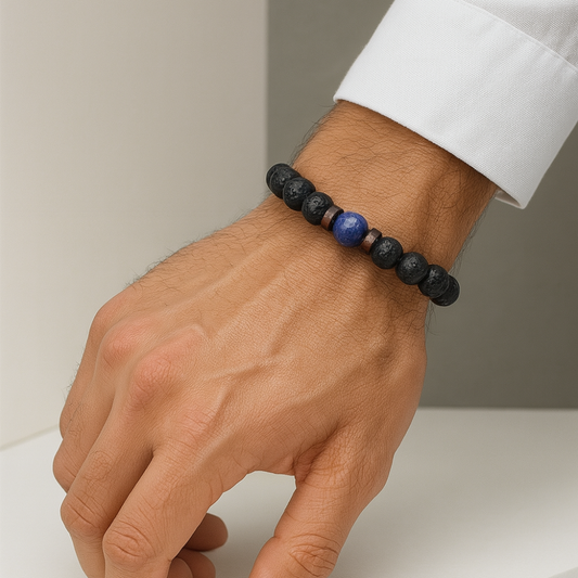 Bransoletka męska z naturalnym kamieniem lawowym i wzorem z drewna 0