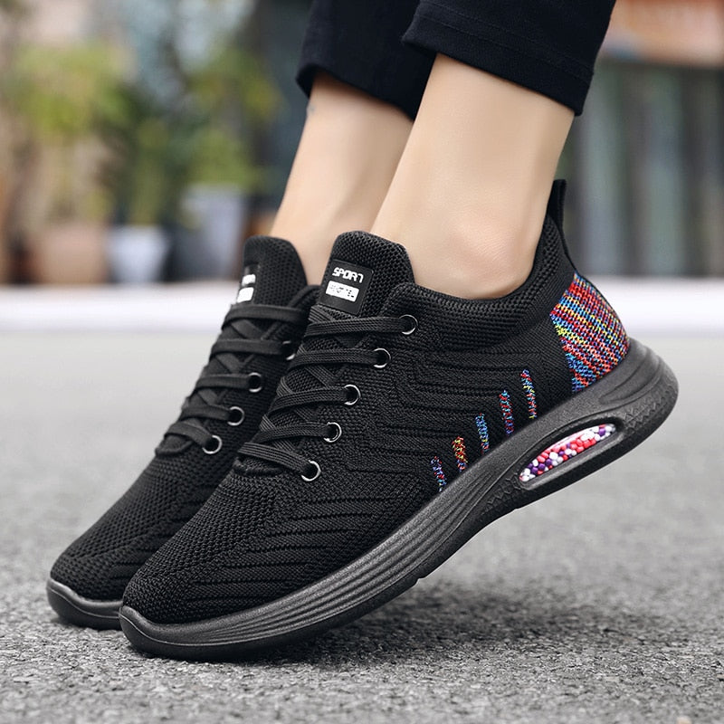 Kobiece Eleganckie Tekstylne Sneakersy z Wyściółką i Amortyzującą Podeszwą