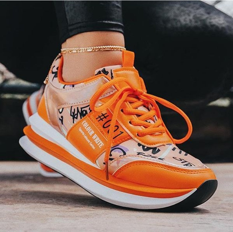 Kobiece Wygodne Syntetyczne Sneakersy z Amortyzowaną Podeszwą