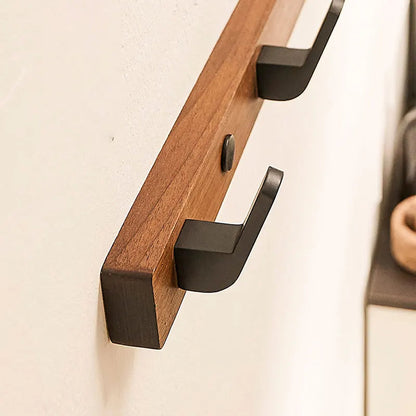 Wieszak Ścienny na Ubrania z Minimalistycznym Designem